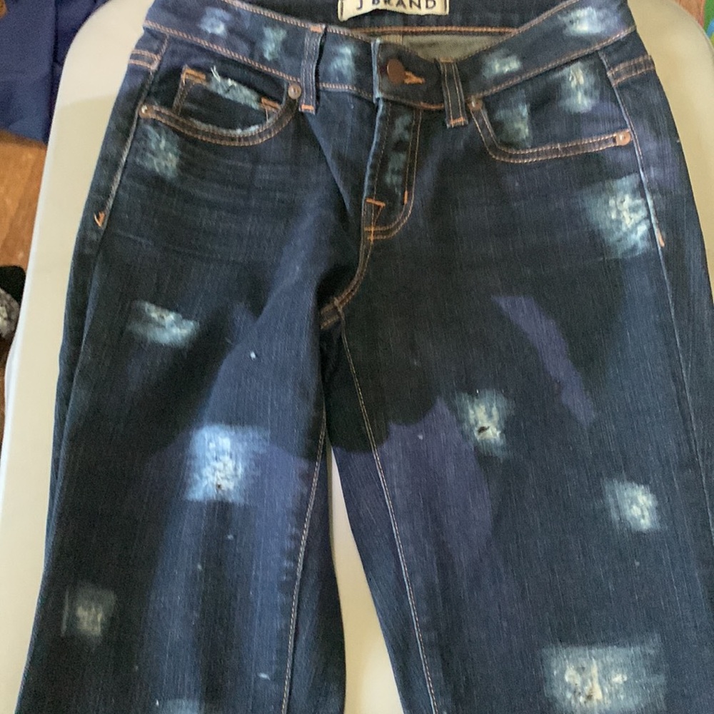 J BRAND CUSTOM DISTRESSED DENIM JEANS. - Picture 11 of 12